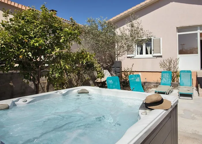 别墅 Stella Baggia - Jacuzzi - Proche De La *
