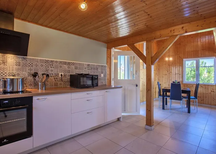 Stella Baggia - Jacuzzi - Proche De La Lucciana